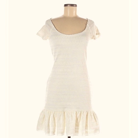 Free People Ivory Textured Knit Ruffle Hem Mini Dress Size S/P - Picture 2 of 4